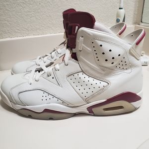 Nike air jordan 6 maroon